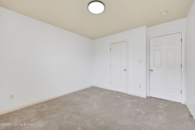 10735 Copper Ridge Dr, Louisville, KY 40241