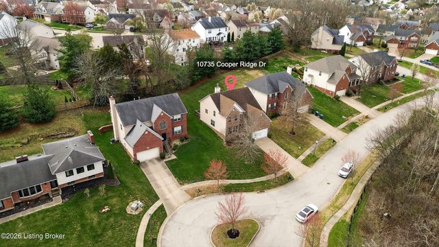10735 Copper Ridge Dr, Louisville, KY 40241