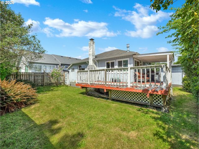 337 6TH Ave, Seaside, OR 97138