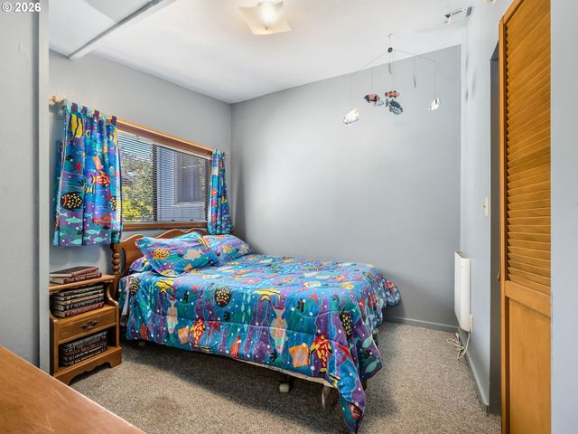 337 6TH Ave, Seaside, OR 97138