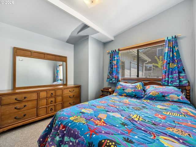 337 6TH Ave, Seaside, OR 97138