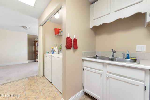 1130 Beach Boulevard, 408, Biloxi, MS 39530