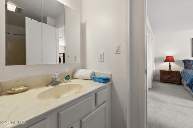 1130 Beach Boulevard, 408, Biloxi, MS 39530