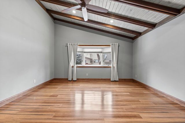 9708 Mill Creek Drive, Eden Prairie, MN 55347