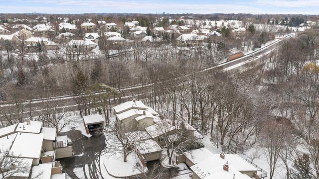 9708 Mill Creek Drive, Eden Prairie, MN 55347