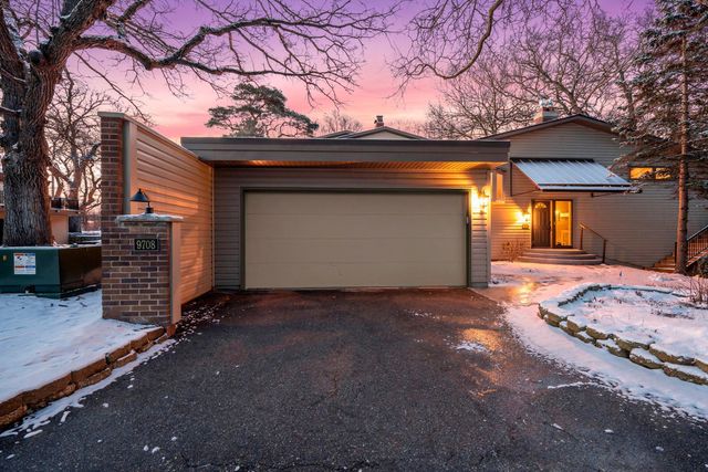 9708 Mill Creek Drive, Eden Prairie, MN 55347