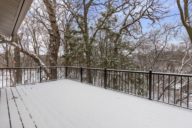 9708 Mill Creek Drive, Eden Prairie, MN 55347