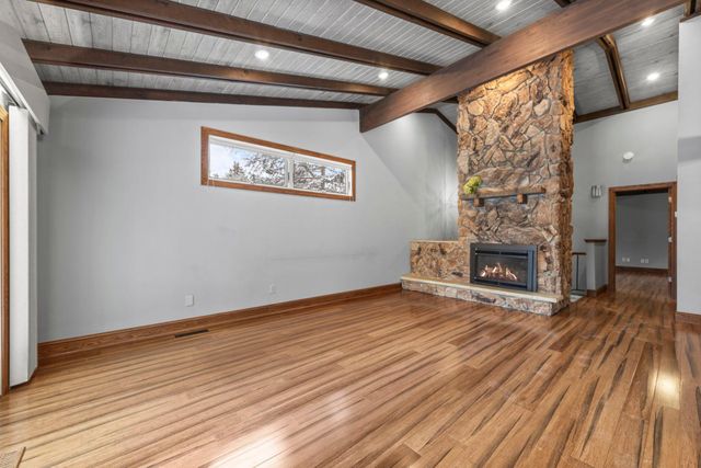 9708 Mill Creek Drive, Eden Prairie, MN 55347