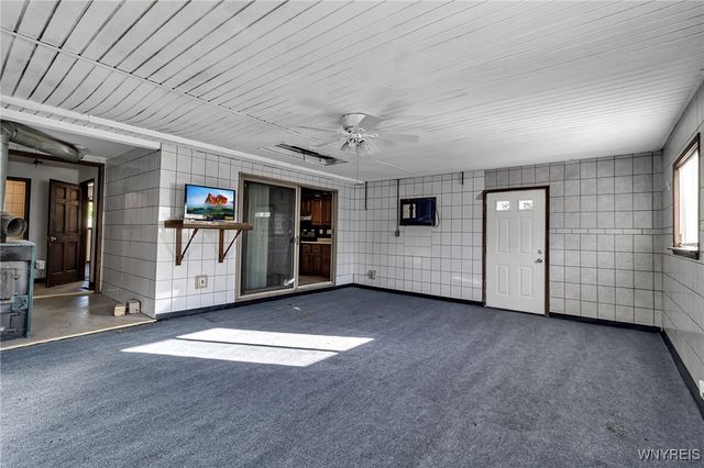 31 Albert Street, Cheektowaga, NY 14043