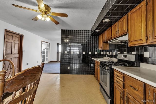 31 Albert Street, Cheektowaga, NY 14043