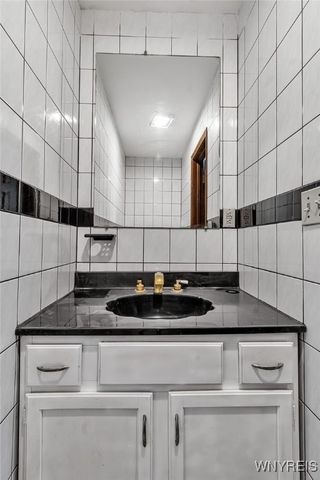 31 Albert Street, Cheektowaga, NY 14043