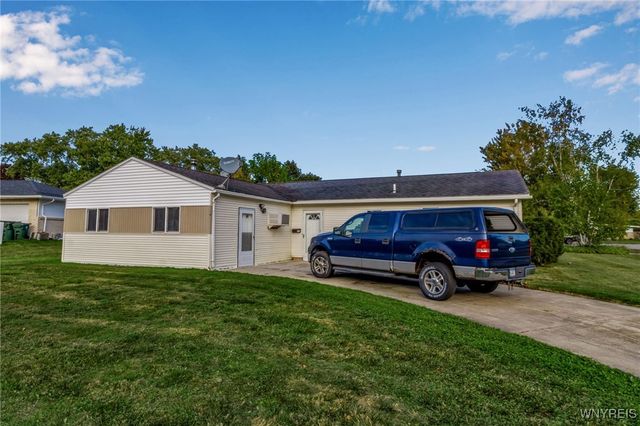 31 Albert Street, Cheektowaga, NY 14043