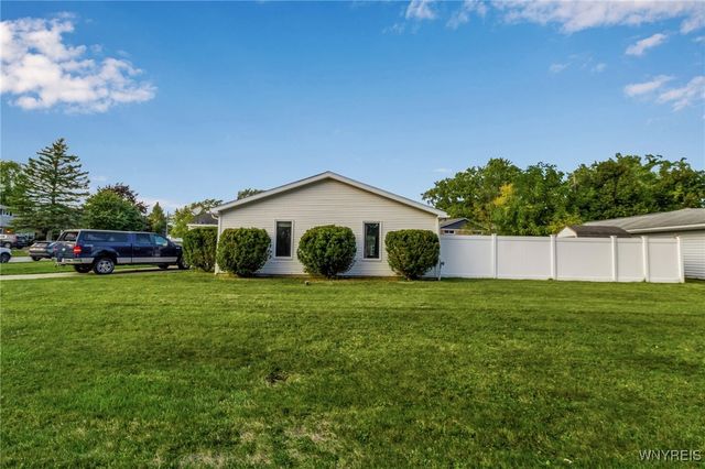 31 Albert Street, Cheektowaga, NY 14043