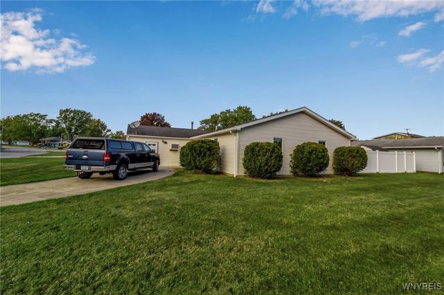 31 Albert Street, Cheektowaga, NY 14043