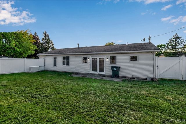 31 Albert Street, Cheektowaga, NY 14043