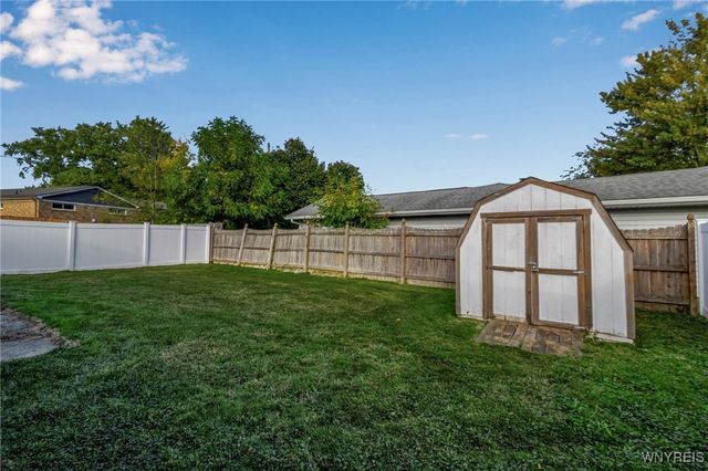 31 Albert Street, Cheektowaga, NY 14043