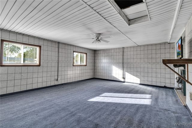 31 Albert Street, Cheektowaga, NY 14043