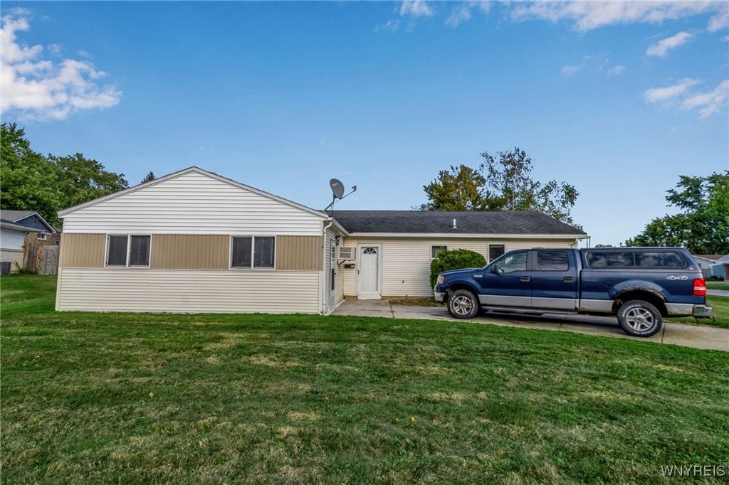 31 Albert Street, Cheektowaga, NY 14043