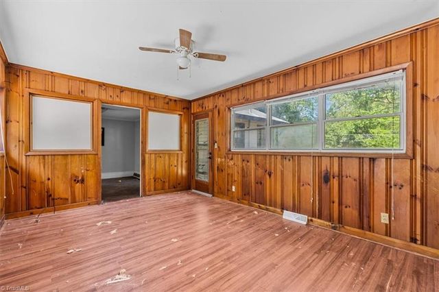 1514 Elwood Avenue, Greensboro, NC 27403