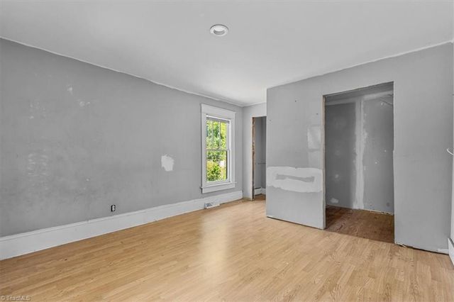 1514 Elwood Avenue, Greensboro, NC 27403
