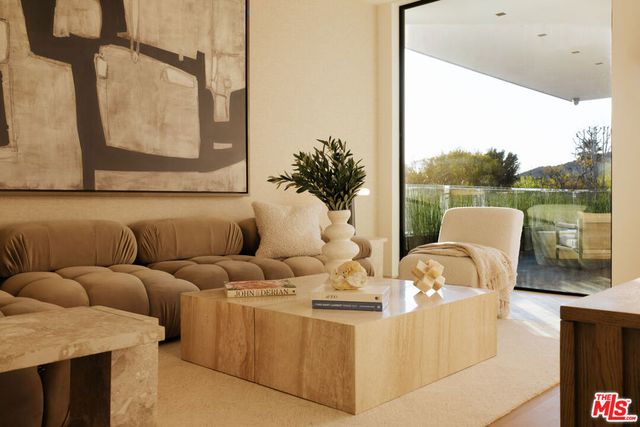 11507 Orum Road, Los Angeles, CA 90049