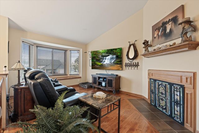 7166 Fay Drive, Belleville, MI 48111