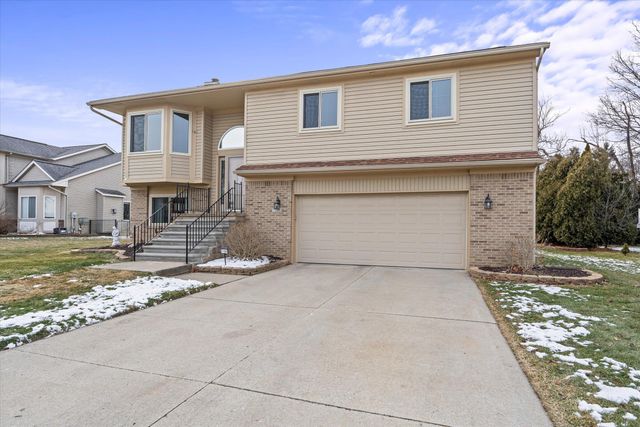 7166 Fay Drive, Belleville, MI 48111