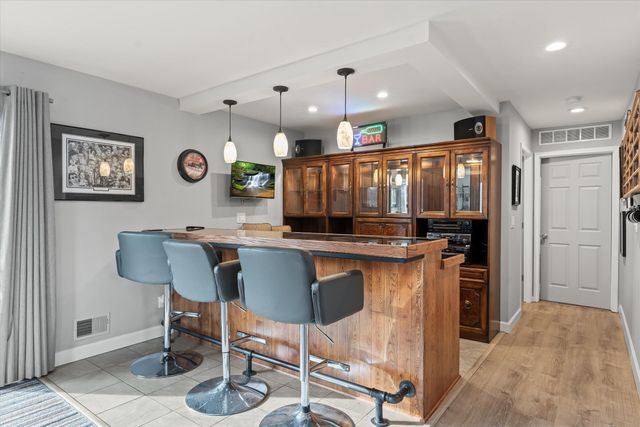 7166 Fay Drive, Belleville, MI 48111