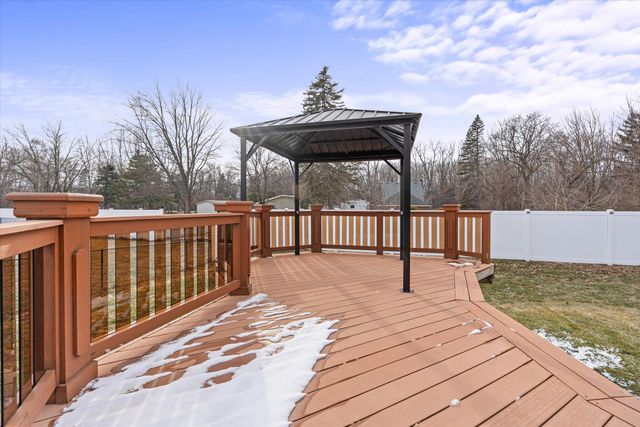 7166 Fay Drive, Belleville, MI 48111