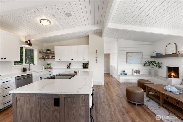 9514 Goodman Avenue, Gig Harbor, WA 98332
