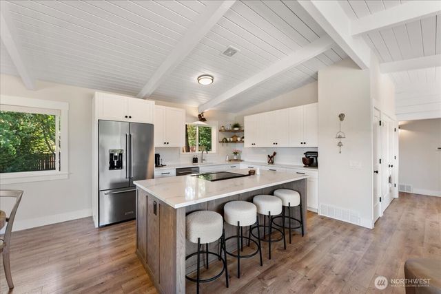 9514 Goodman Avenue, Gig Harbor, WA 98332