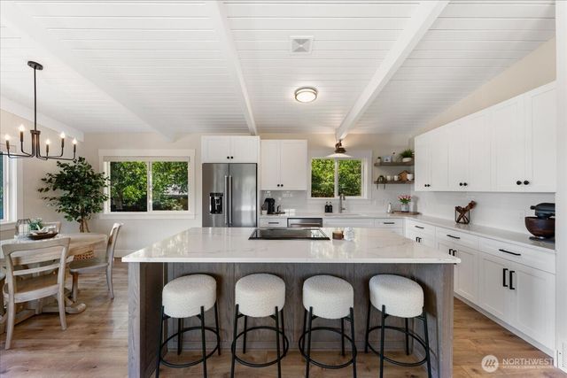 9514 Goodman Avenue, Gig Harbor, WA 98332