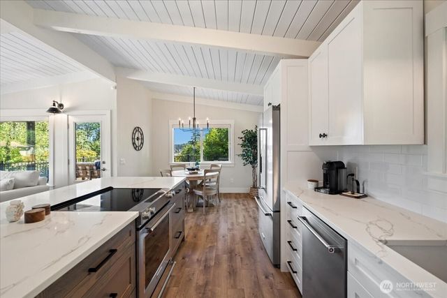 9514 Goodman Avenue, Gig Harbor, WA 98332