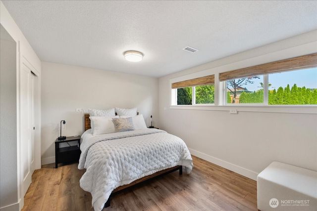 9514 Goodman Avenue, Gig Harbor, WA 98332
