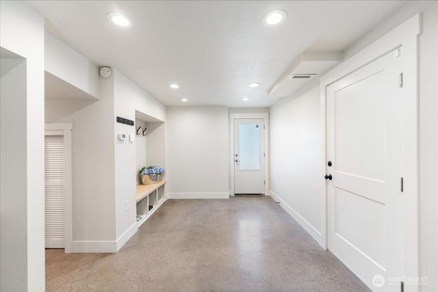 9514 Goodman Avenue, Gig Harbor, WA 98332