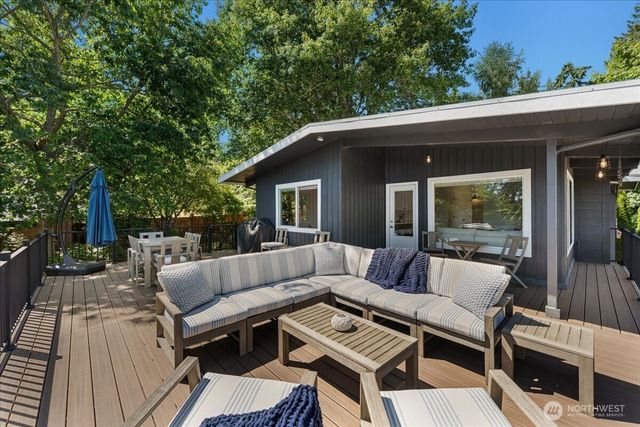 9514 Goodman Avenue, Gig Harbor, WA 98332