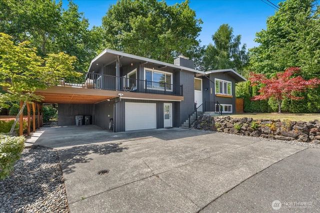 9514 Goodman Avenue, Gig Harbor, WA 98332