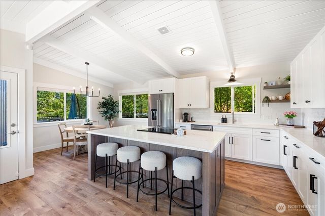 9514 Goodman Avenue, Gig Harbor, WA 98332