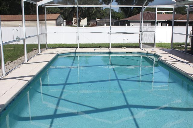 122 QUAILWOOD DRIVE, Winter Haven, FL 33880