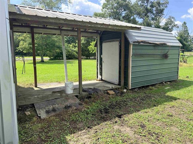 404 David Marcantel Road, Dequincy, LA 70633