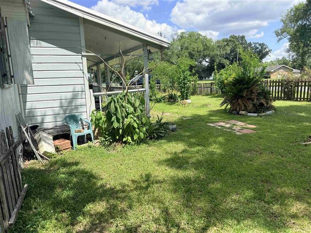 404 David Marcantel Road, Dequincy, LA 70633