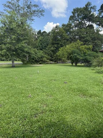 404 David Marcantel Road, Dequincy, LA 70633