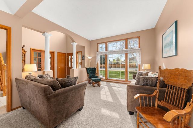 2111 S St Charles Rd, Veradale, WA 99037