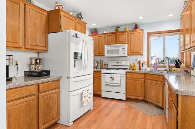 2111 S St Charles Rd, Veradale, WA 99037