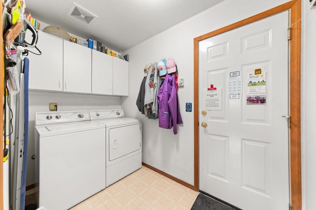 2111 S St Charles Rd, Veradale, WA 99037