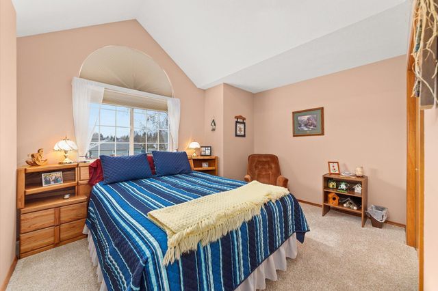 2111 S St Charles Rd, Veradale, WA 99037