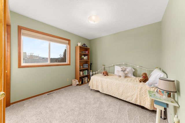 2111 S St Charles Rd, Veradale, WA 99037