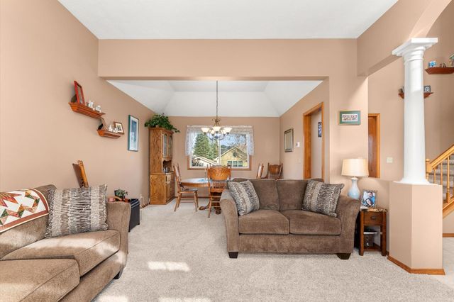 2111 S St Charles Rd, Veradale, WA 99037