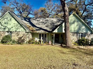 1909 E 52nd Street, Tulsa, OK 74105