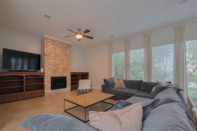 11914 Ashmead Drive, Houston, TX 77077